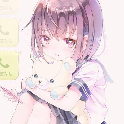 男子爬山摔倒反救了自己一命